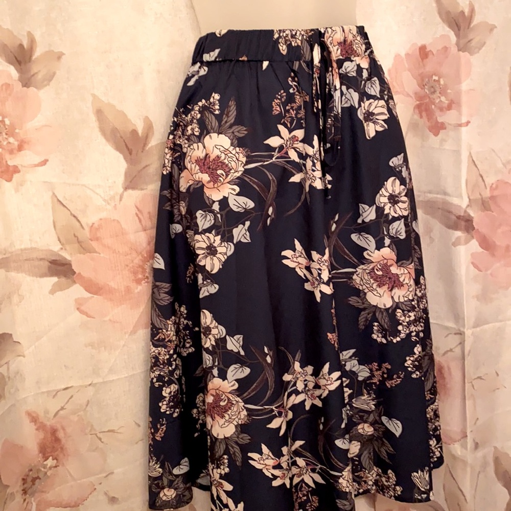Floral skirt size xl